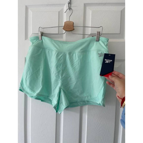 NWT Reebok Short - Picture 1 of 8